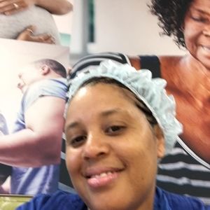 Meet your Posher, Dee